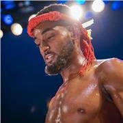 Coach sportif athlète professionnel de boxe Thai